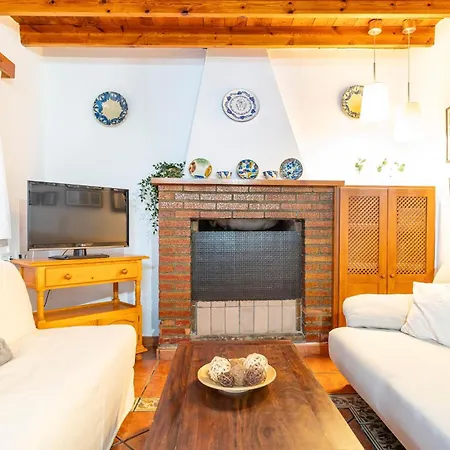 Cozy Apartment In Hortichuelas With Kitchenette Las Hortichuelas Bajas Exterior photo
