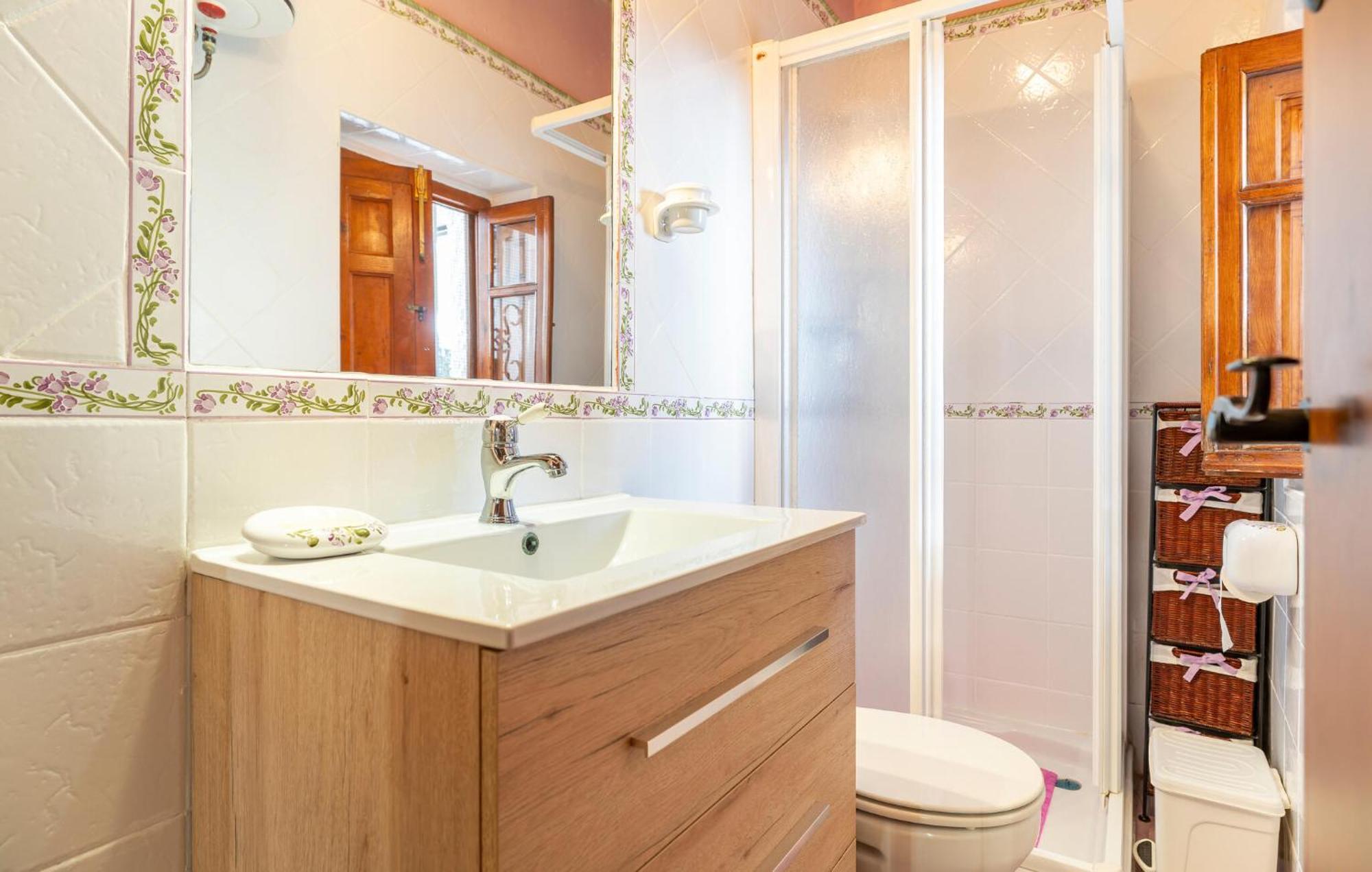 Cozy In Hortichuelas With Kitchenette Apartment *